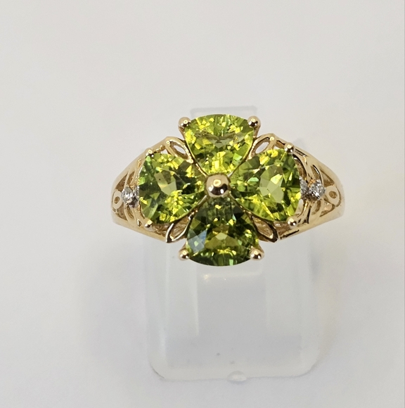 Authentic Designer Peridot & Diamond Ring 14K Yellow Gold Size 8! - Picture 1 of 5